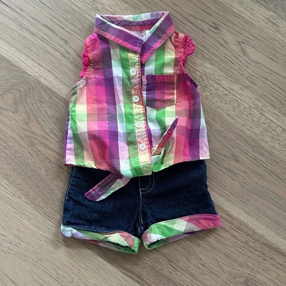 Young Hearts Girls Plaid Button Up Sleeveless Collared Tank Shorts Set Size 18M - Picture 2 of 12